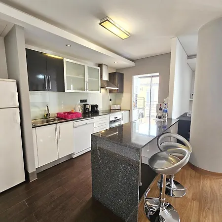 Anadia Atrium * Funchal (Madeira)