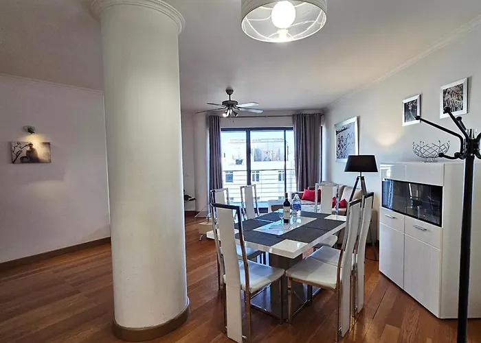 Anadia Atrium * Funchal