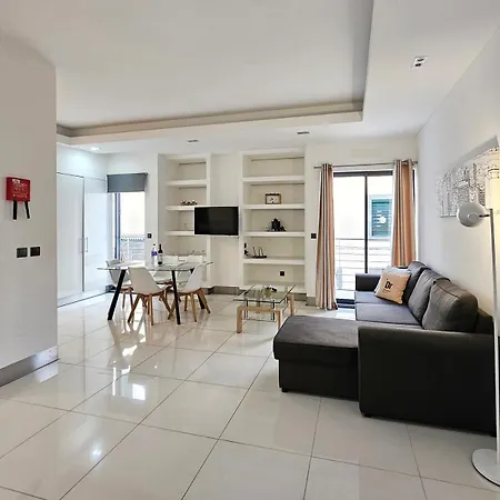 Anadia Atrium Funchal (Madeira)